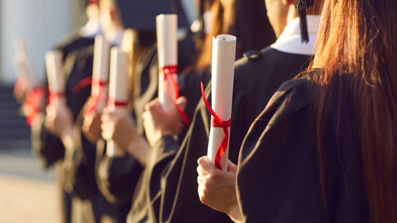 Quels sont les diplômes d’études supérieures proposés par Sup-Formation ?